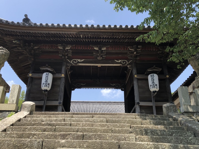 廣峯神社の門