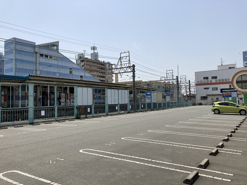 飾磨駅 駐車場